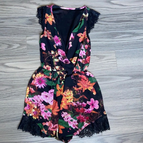 Pants - Flower romper